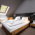 Bed and breakfast Svájci Lak Panzió Nyíregyháza