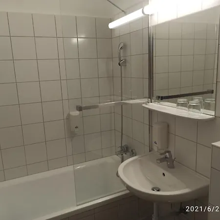 Svájci Lak Panzió Alojamento de Acomodação e Pequeno-almoço