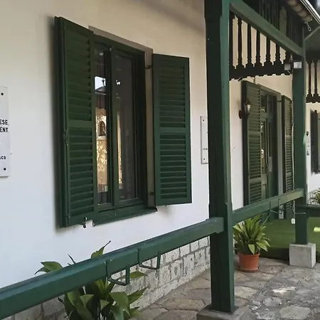 Svájci Lak Panzió Alojamento de Acomodação e Pequeno-almoço