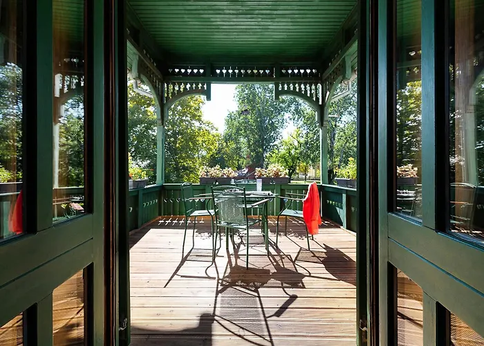 Bed and breakfast Svájci Lak Panzió Nyíregyháza