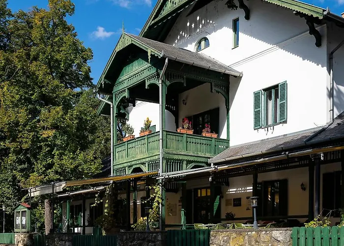 Svájci Lak Panzió 4* Nyíregyháza