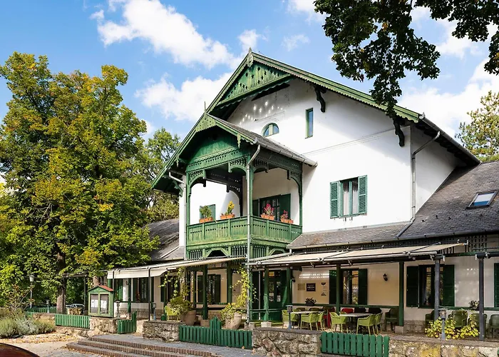 Bed and breakfast Svájci Lak Panzió Nyíregyháza